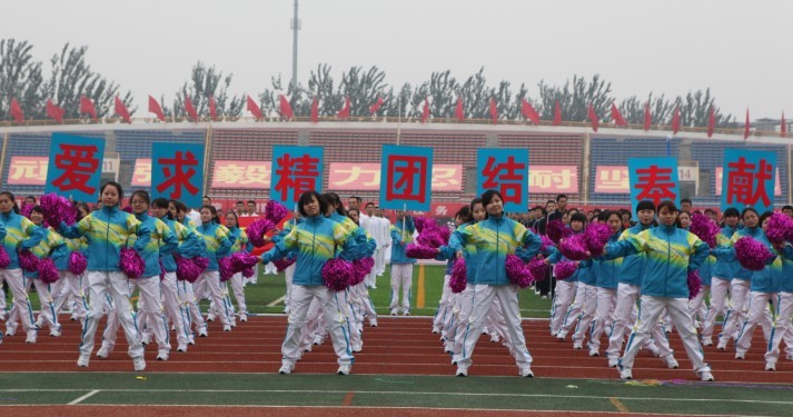 入場(chang)式(shi)表演